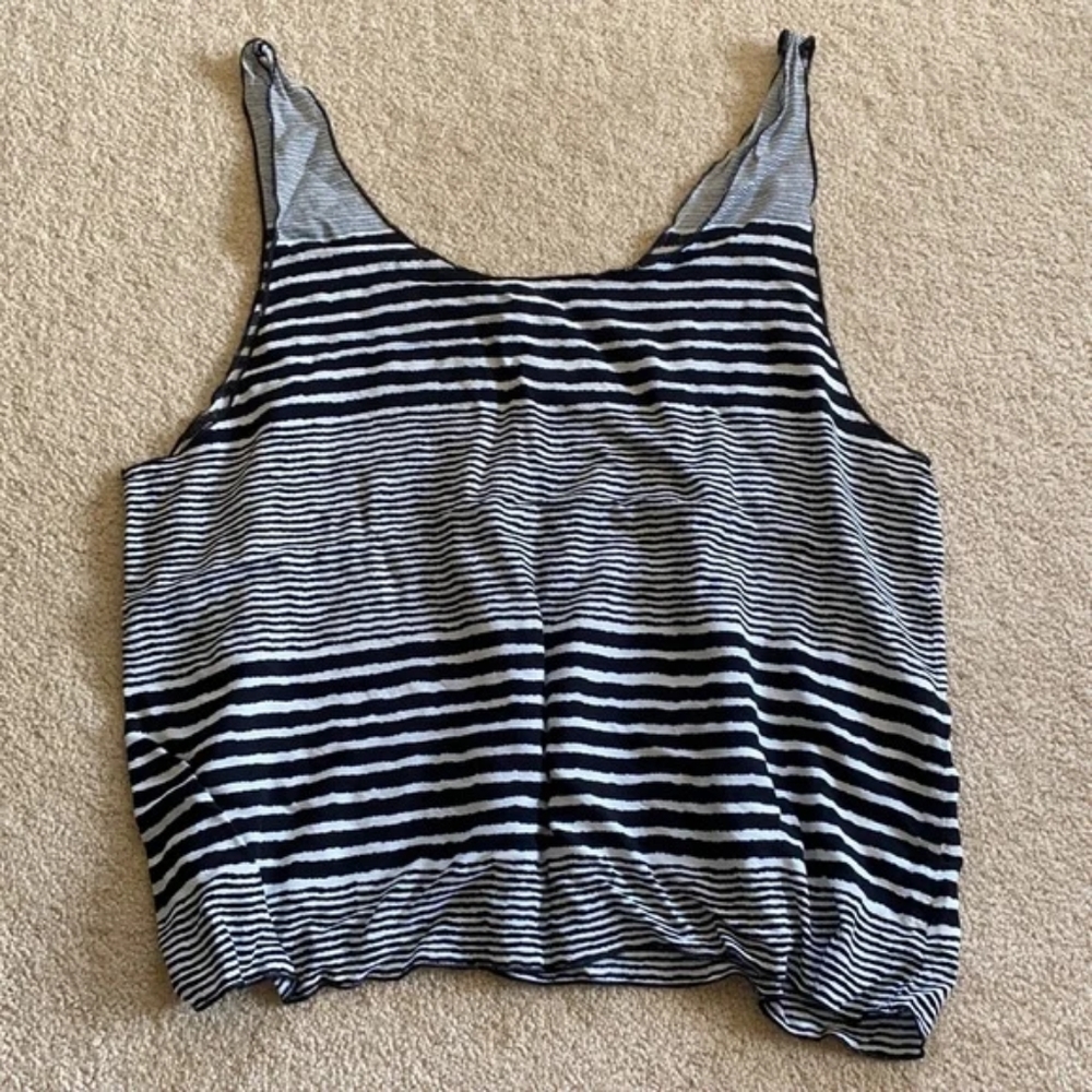 AEO Lightweight Striped Tank Sz XL